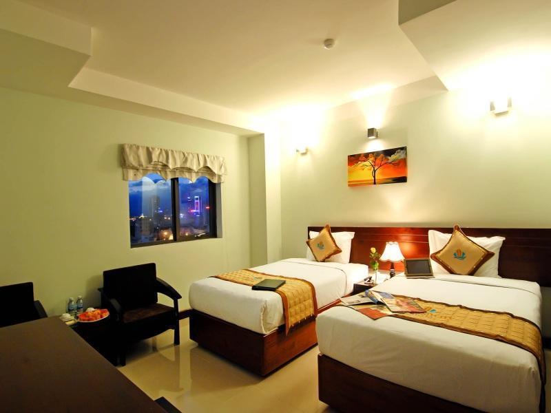 Luna Diamond Hotel Дананг Екстер'єр фото