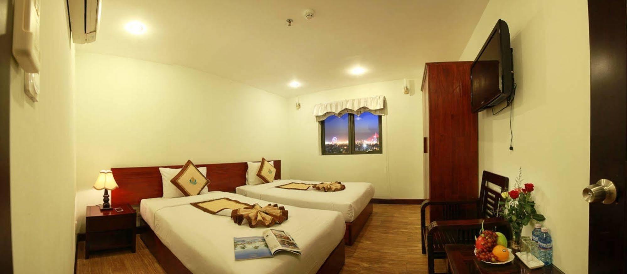 Luna Diamond Hotel Дананг Екстер'єр фото